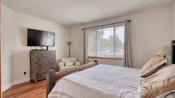 4 chambres, fer et planche à repasser, Wi-Fi, literie fournie