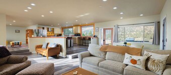 Smith Rock Base Camp! Adventure Awaits!