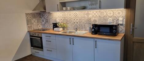 冷蔵庫、オーブン