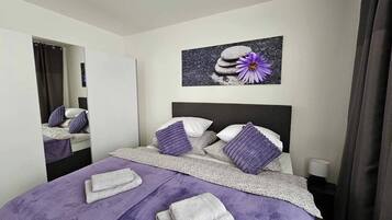 1 bedroom, iron/ironing board, WiFi, bed sheets