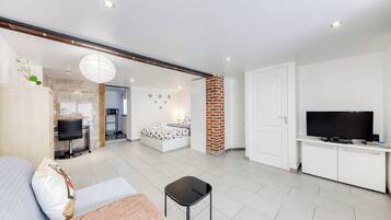 1 chambre, fer et planche à repasser, Wi-Fi, draps fournis