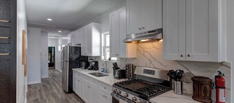 Cowboy Ranch House Su