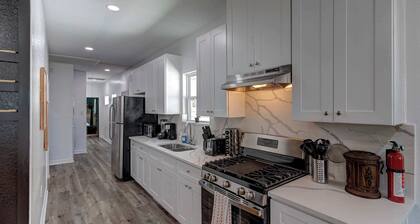 Cowboy Ranch House Su