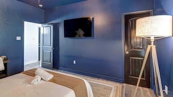 3 habitaciones, tabla de planchar con plancha, wifi y ropa de cama