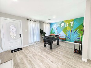 Spielezimmer