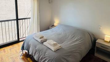 2 bedrooms, WiFi, bed sheets