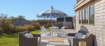 West of Town, a quiet corner of luxury 