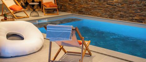 Piscine couverte, piscine chauffée