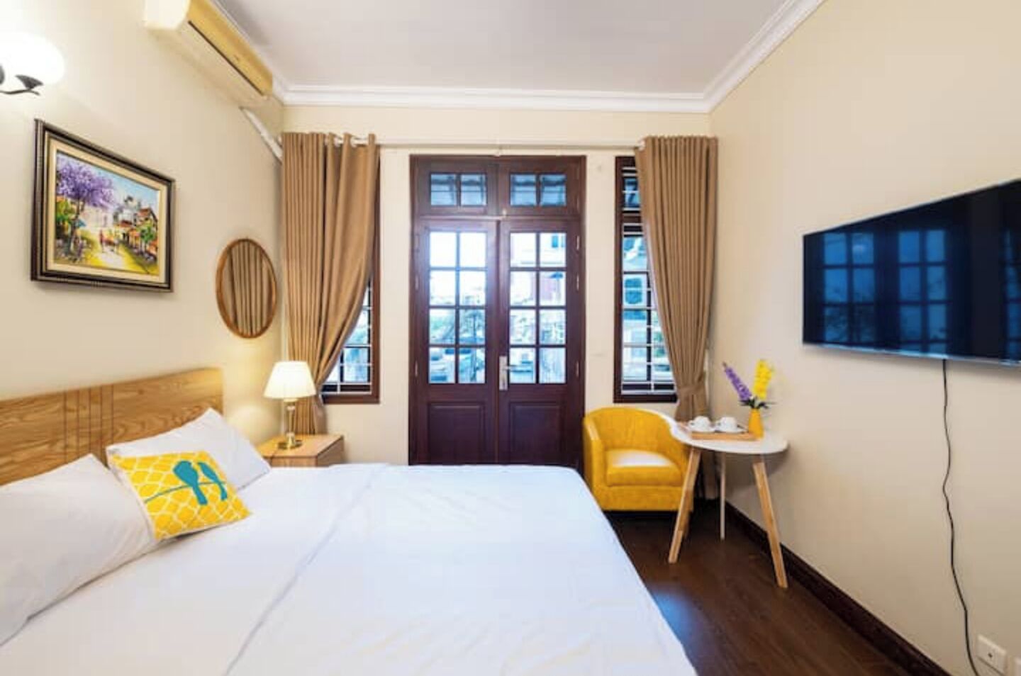 4 chambres, fer et planche à repasser, Wi-Fi, draps fournis