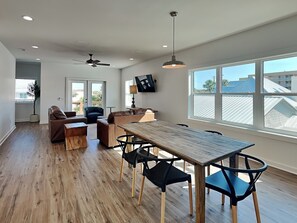 Studio (3 Bedrooms) | Miscellaneous