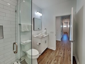 스튜디오 (3 Bedrooms) | 기타