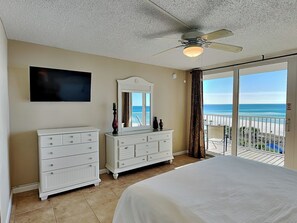 Condo (2 Bedrooms) | Property amenity