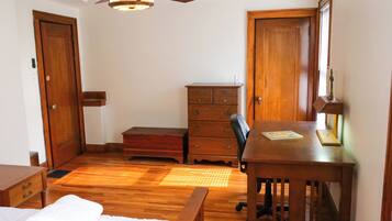 2 soverom, strykejern/-brett, wi-fi og sengetøy