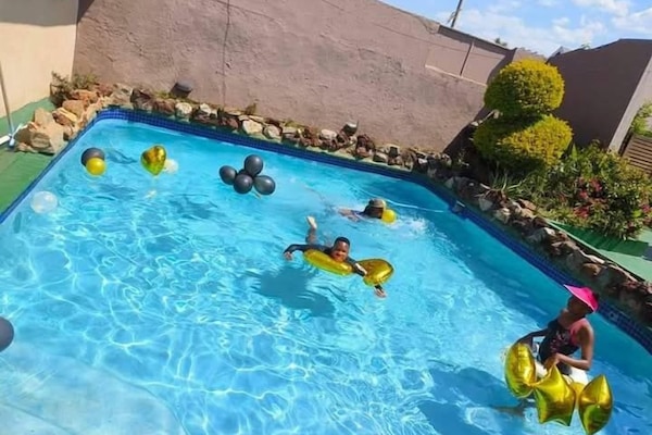 Alberca al aire libre