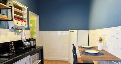 Colorful Apartment in the Center of Serra Negra - SP