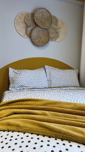 2 Schlafzimmer, kostenloses WLAN, BettwÀsche