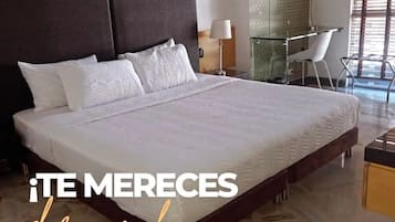 Quarto standard | Escrivaninha, espaço de trabalho para notebook