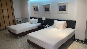 Desk, laptop workspace, iron/ironing board, free WiFi