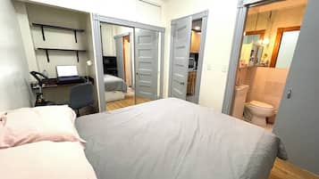 1 bedroom, bed sheets