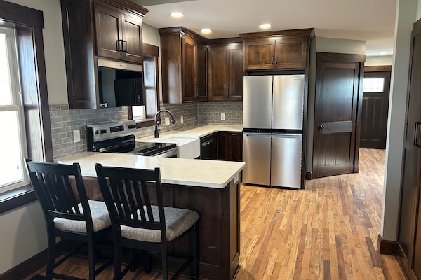 Mikrowelle, Ofen, Herdplatte, Geschirrspüler