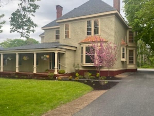 Front of property - 210 Main St (Ellsworth)