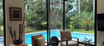 Beautiful Spacious 5-bedroom home ready for vacation!