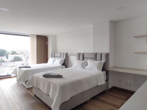 Basic Studio, City View | Free WiFi