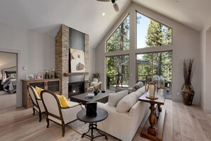 Smart TV, fireplace, offices
