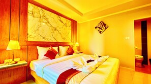 Deluxe Double Room, Balcony, Mountain View | Desk, laptop workspace, free WiFi, bed sheets