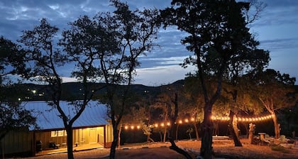 180º Hilltop Views - Near Tubing, Lake and Whitewater Amphitheater - Hot Tub