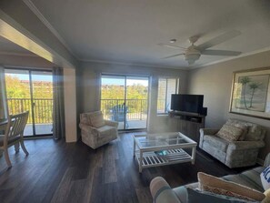 TV - Admiral's Row 234: Beachside Villa with Pools, Tennis & Pickleball (Hilton Head Island)