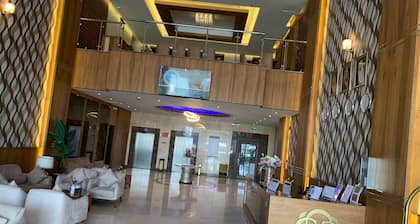 Laylati Dhahrat Laban