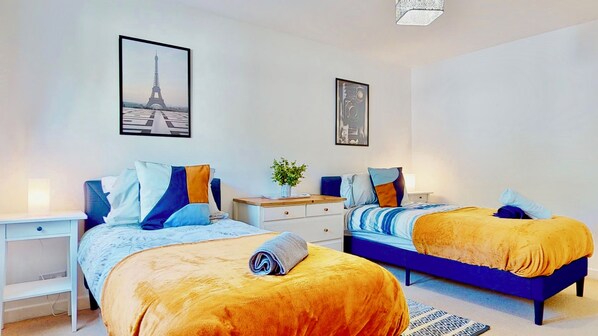 2 chambres, bureau, fer et planche à repasser, Wi-Fi