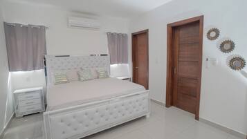 3 habitaciones, tabla de planchar con plancha y wifi gratis