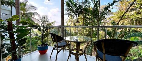 Apartment, 1 Bedroom, Accessible, Balcony | Outdoor dining