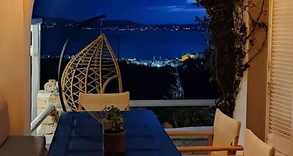 Zephyrus Sunset House