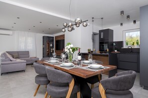 Villa | 3 bedrooms - Villa Fortuna Nearby Labin - Crovillas (Labin)