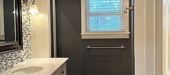 Cozy 1-bedroom suite on a small goat farm with full kitchen and living room