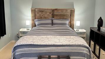 1 bedroom, desk, iron/ironing board, free WiFi