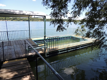 2 piscinas al aire libre