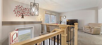 Berkshire Hathaway, College World Series, Creighton University, University of Ne