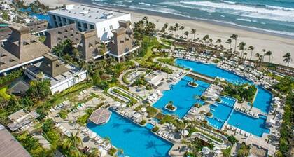 Luxurious Master Bedroom @Vidanta The Grand Mayan, Acapulco