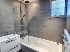 Dusche, Handtücher, Seife