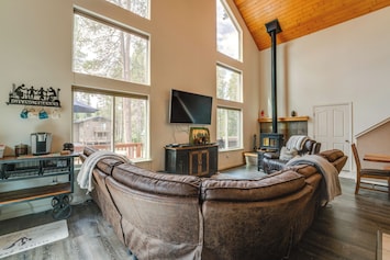 Soda Springs Vacation Rental | 3BR | 3BA | Stairs Required | 1,934 Sq Ft
