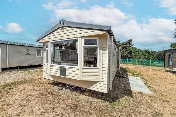 Enjoy the outdoor space of your caravan at Caldecott Hall Country Park