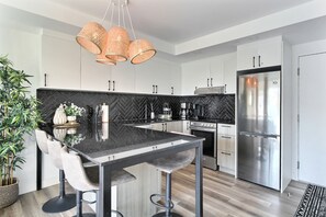 Private kitchen - Penthouse, central Quebec city, heated pool (Québec)