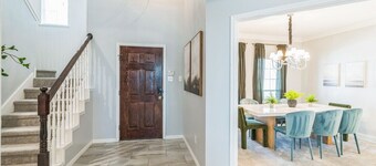 The Kendall | Cozy Home and Pool