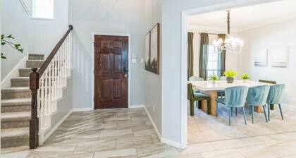 Rockwall Retreat | Pool, Games & King Beds