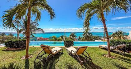 1BR Oceanview Condo w/pool