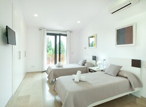 4 habitaciones y caja de seguridad en la habitación 